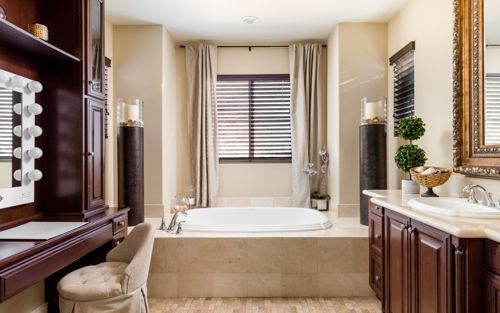 Ladera Ranch Real Estate Photographer Elegant Bathroom